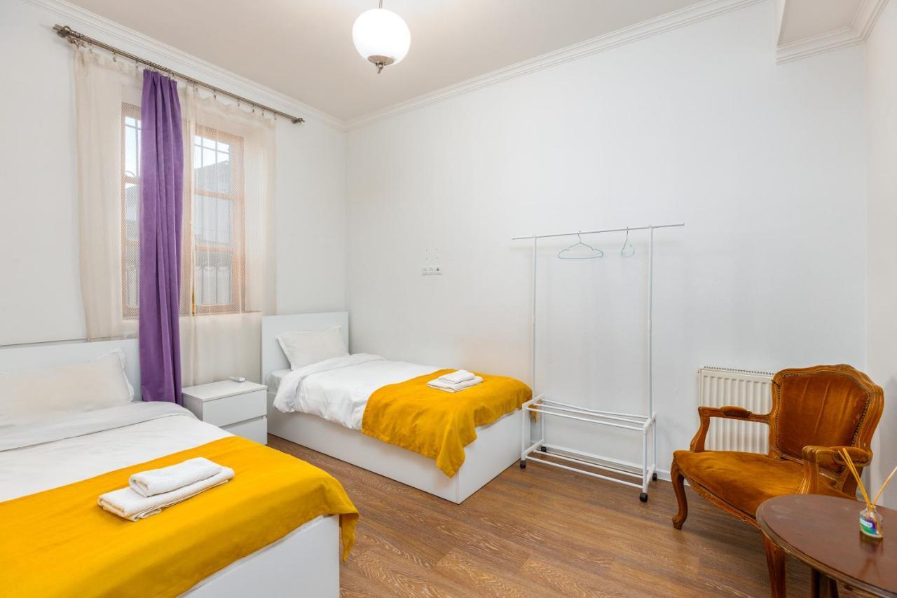 Sunny Hotel Tbilisi Esterno foto