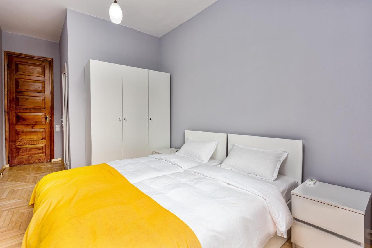 Sunny Hotel Tbilisi Esterno foto