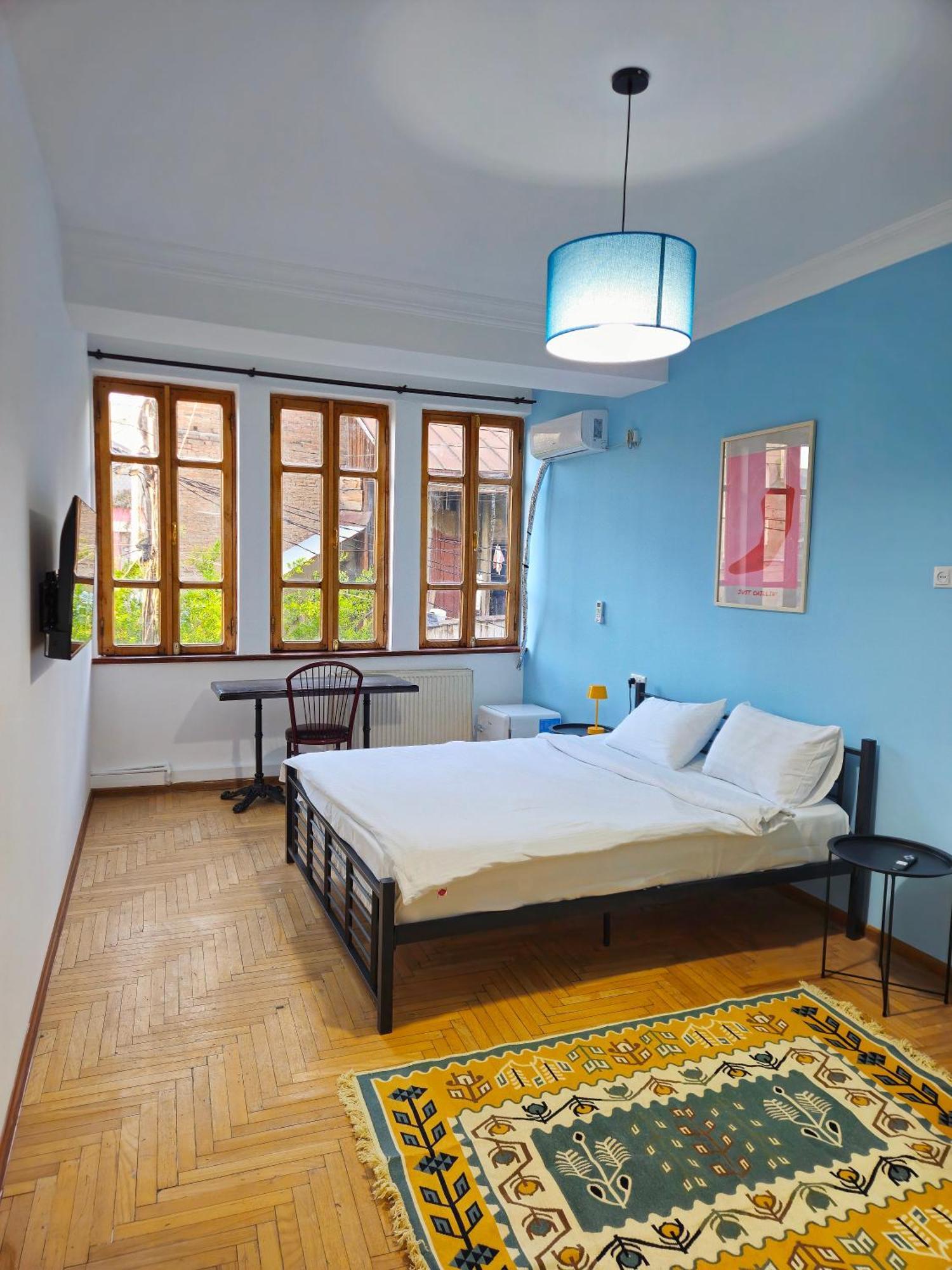 Sunny Hotel Tbilisi Esterno foto